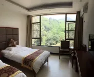 Mount Emei Feng Lin Yue Hotel - Rooftop Pools
