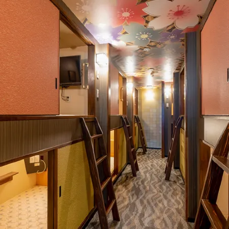 Guesthouse Kukuru Отели рядом с достопримечательностью «Станция Wakayama»
