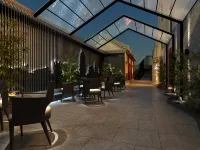 Happy Dragon Saga Hotel with terrace Beijing Forbidden City Wang Fu Jing Street Hoteles cerca de Estación Dengshikou