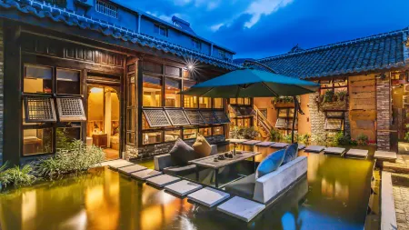 Floral Hotel · Zhanlin's House Guangyuan hotel Отели рядом с достопримечательностью «Zhaohua Ancient City»