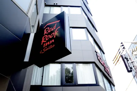 Red Roof Inn & Suites Osaka Namba Nipponbashi
