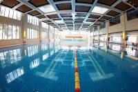 Wyndham Xinyang Downtown - Pools