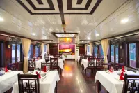 Paloma Cruise