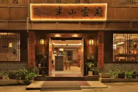 Banshan Yunfu Hotel