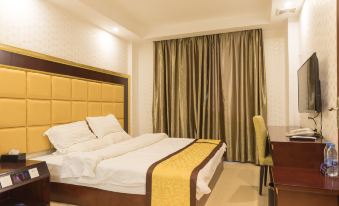 Wengyuan Jiayuan Business Hotel