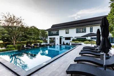 Merchant Villa Hotels near Studio Naenna