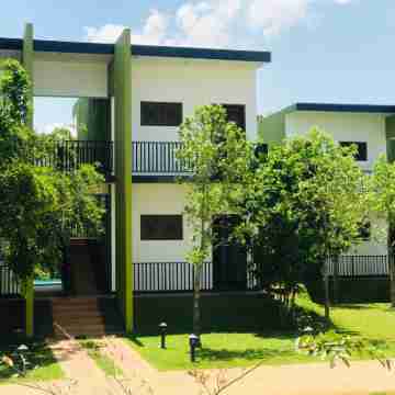 Hotel Golden Ray Hotel Exterior