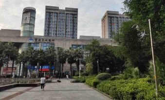 Changshou Xiangrongtian Business Hotel