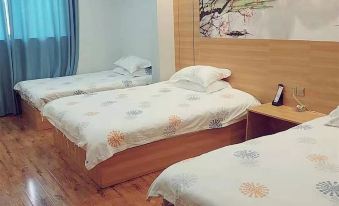 Luoshan Yixing Business Hotel