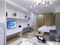 深圳中保国际酒店 - 高级双床公寓