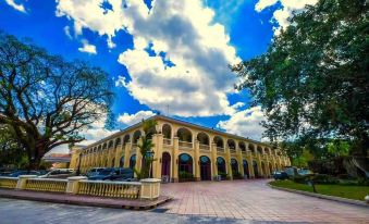 Fontana Hot Spring Leisure Parks