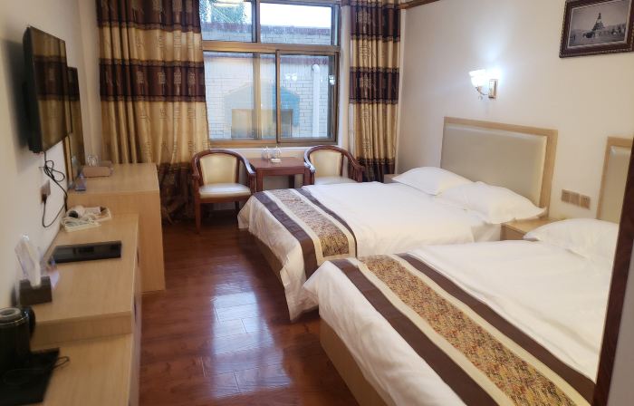 Zanda Xiangxiong Hotel