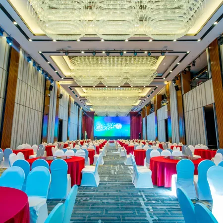 Grand Skylight Hotel