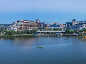 Hangzhou Blossom Water Museum Hotel