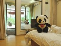 峨眉山秀湖半岛熊猫主题度假酒店 - 双床房