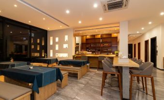 Weizhou Island HaiDi·Impression Wisdom Hotel