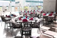 Holiday Villa Hotel & Residence City Centre Doha