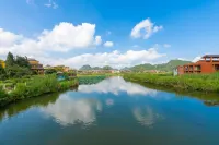Puzhehei pinxiangge heyuan inn Hotels near Guanyin Cave