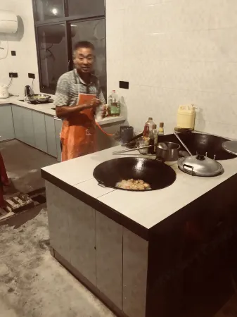 Hengyang lvguang forest Summer Resort Отели рядом с достопримечательностью «Zhurong Peak»