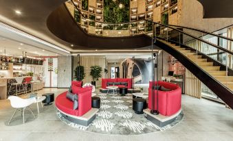 Ibis Hotel (Zhengzhou Longhai Road Kaixuanmen)