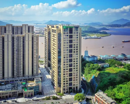 Holiday Inn Express ZHOUSHAN DINGHAI by IHG Hotels in Zhoushan