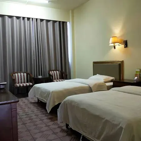Mengshan City Star Hotel