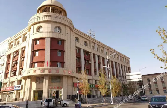 芒果快捷酒店（白城火車站店）