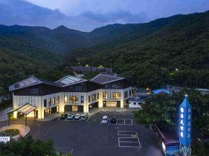 Huandao Beach Hotel