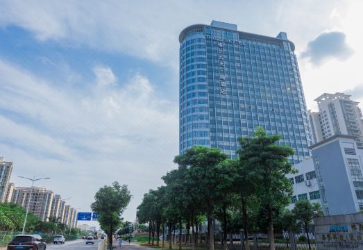 格兰云天·閲酒店（深圳国际会展中心店）外景图