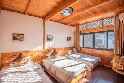 Wuyuan Shicheng Tongyuan boutique B & B Hotels near Changxi Village