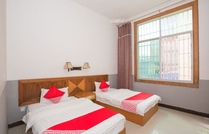 Guangnan Xinning Hotel