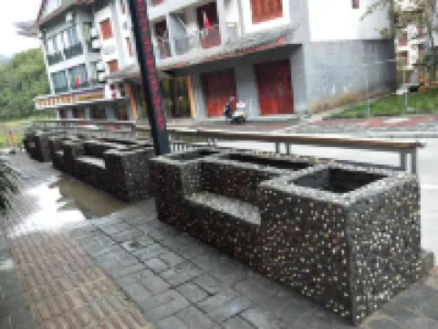 อินน์ไบลี่ โรโดเดนดรอน แลงเกวจ ฮอลล์