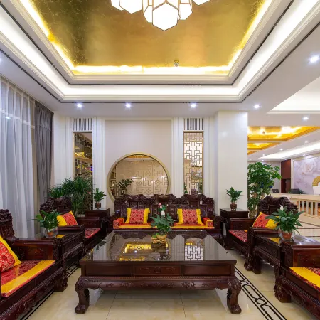 Shizong Fengyue Hotel (Shizong Bus Station)