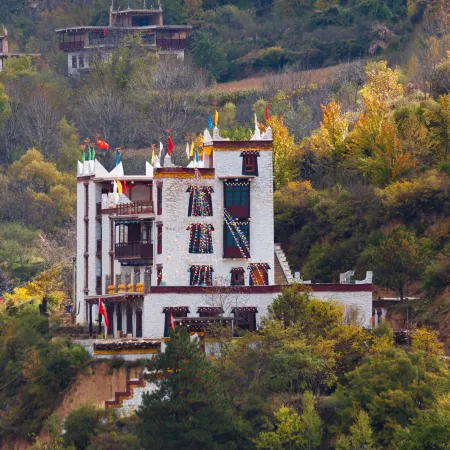Deji Kangwa Hostel