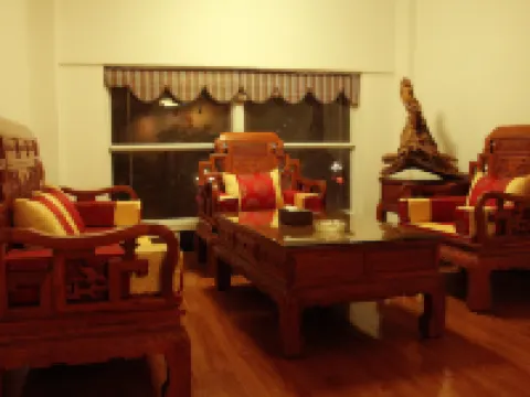 Zhongshan Business Hotel Hotels in Guangze