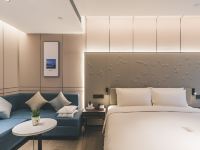 重庆皇冠国际江景亚朵S酒店 - 高级大床房