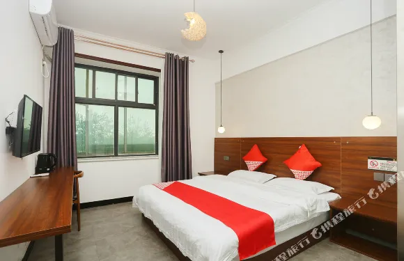 克山8+1舒適賓館