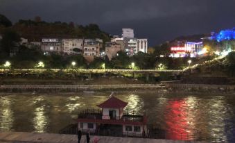 Jiangjing Hostel