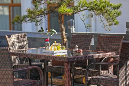 B&B called jufengyuanju in Mount Jiuhua Отели рядом с достопримечательностью «Zhiyuan Chenxi»