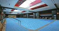 Jianguo Hotel - Pools
