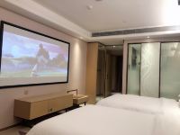 麗枫酒店(广州北站花城路地铁站店) - 商务巨幕MAX观影双床房