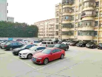 Jinjiang Inn Select (Yangzhong Middle Yangzi Road) - parcheggio