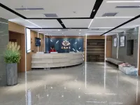 Fengqiu Lotus Hot Spring Hotel - parking
