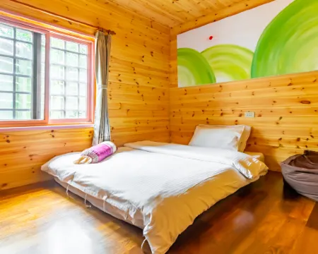 Alishan Sunrise B&B Hotels in Chiayi County
