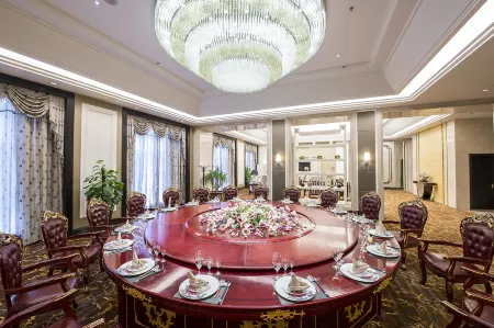 Country Garden Phoenix Hotel Shenyang Отели рядом со станцией Sujiatun Railway Station