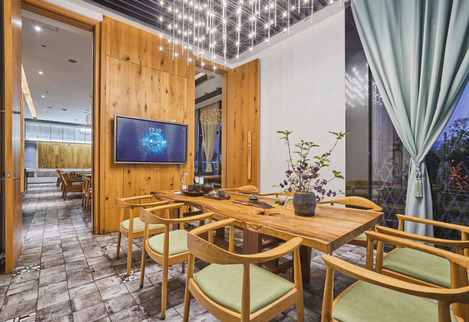 2. 항저우 치루 시..