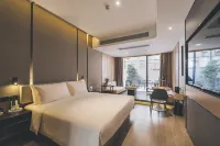 Atour Hotel Nanjing East Road, Shanghai on the Bund Hotels in der Nähe von Former French Concession