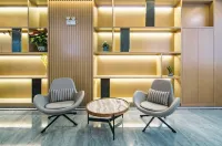 Zhenjiang July hotel