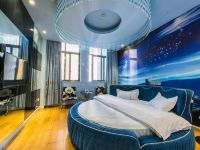 重庆维亚精品酒店 - 舒适主题大床房