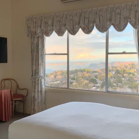 Mountain Heritage Hotel